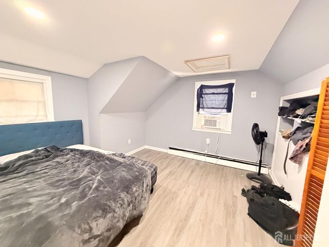 47 Spruce Street, Port Reading, NJ 07064