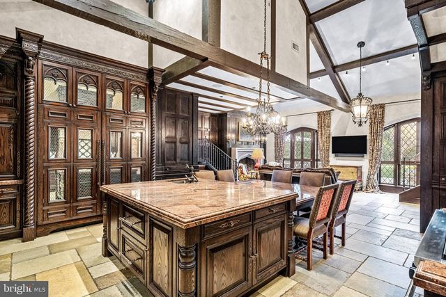 56 CROSBY BROWN RD, Gladwyne, PA 19035