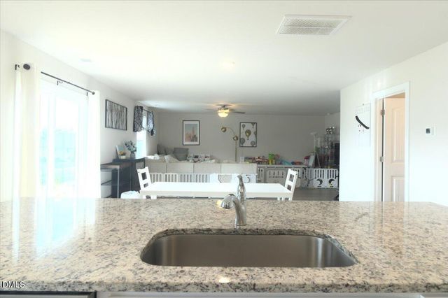 212 Antietam Place, Mebane, NC 27302