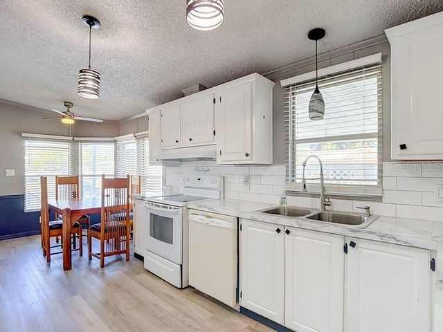 15116 BROOKRIDGE BOULEVARD, Brooksville, FL 34613