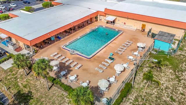 15116 BROOKRIDGE BOULEVARD, Brooksville, FL 34613
