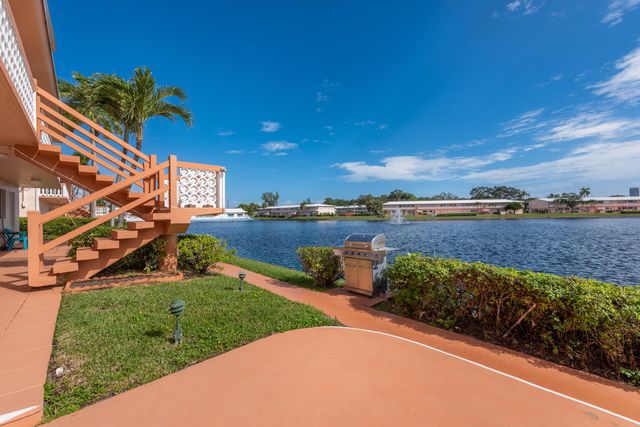 925 SW 11th Avenue 3j, Hallandale, FL 33009