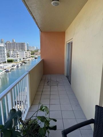 3545 NE 167th St 503, North Miami Beach, FL 33160