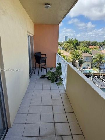 3545 NE 167th St 503, North Miami Beach, FL 33160