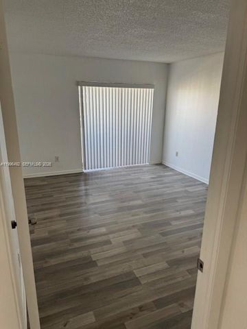 3545 NE 167th St 503, North Miami Beach, FL 33160