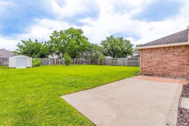 221 Armand Bay Drive, League City, TX 77539