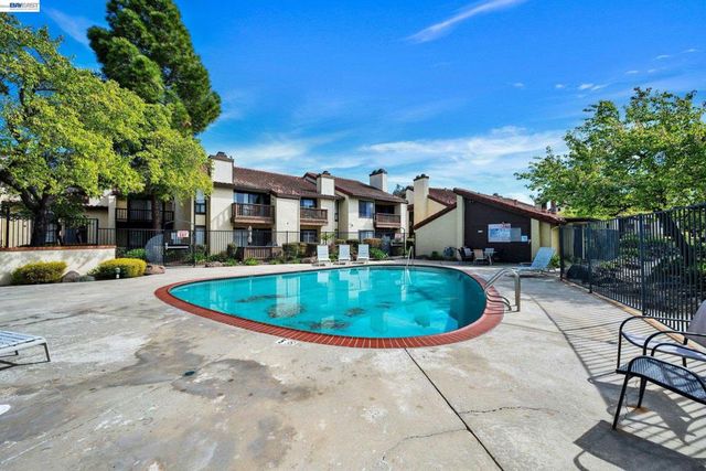 14370 14370 Outrigger Drive, San Leandro, CA 94577