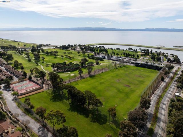 14370 14370 Outrigger Drive, San Leandro, CA 94577