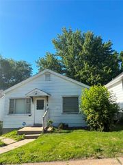 863 Gustav Avenue, St Louis, MO 63147