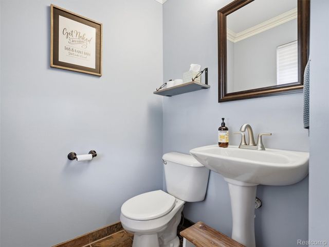 387 Natanna Drive, Genoa Township, MI 48843