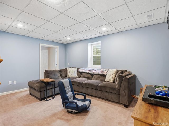 387 Natanna Drive, Genoa Township, MI 48843