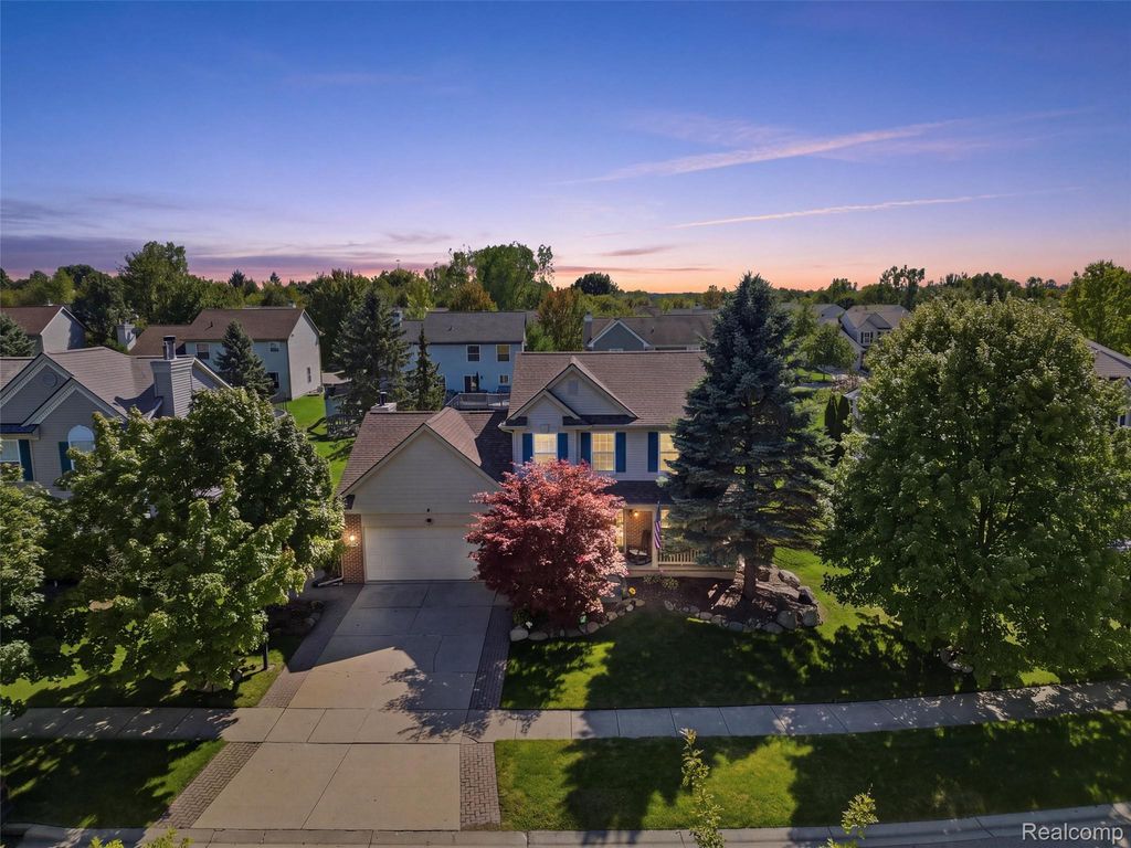 387 Natanna Drive, Genoa Township, MI 48843