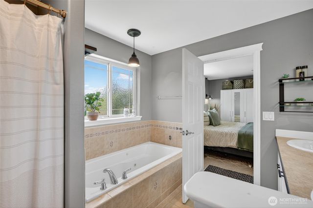 2619 Pacific Highlands Avenue, Ferndale, WA 98248