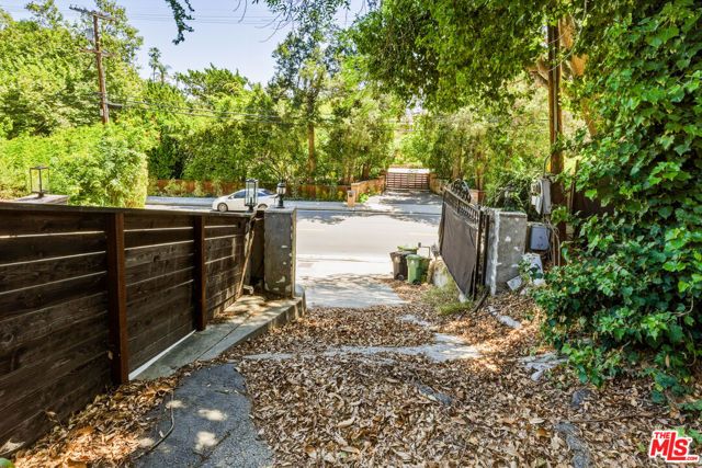 4625 Petit Avenue, Encino (los Angeles), CA 91436