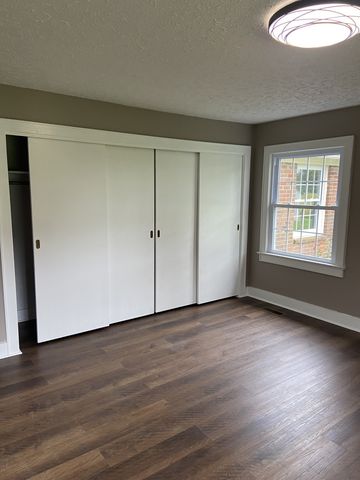 11495 Guthrie Rd, Guthrie, KY 42234