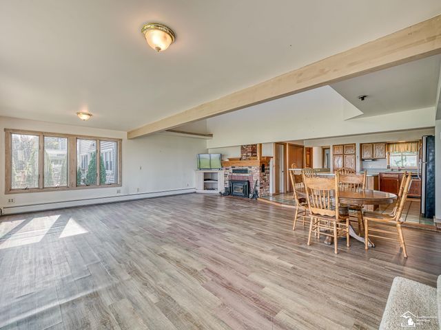 3360 Lakeshore Drive, Frenchtown Twp, MI 48162