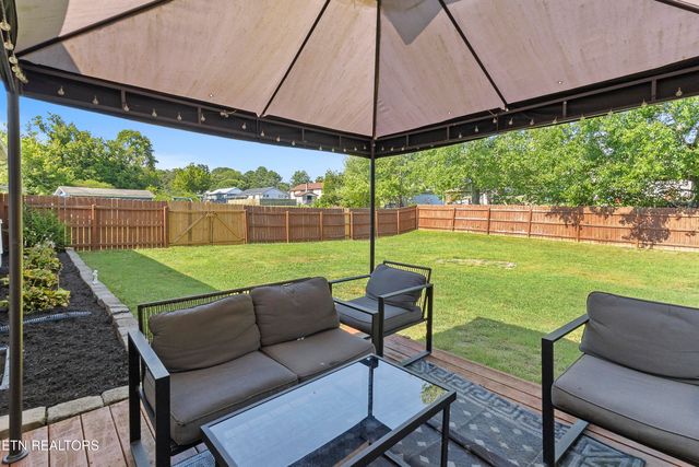 211 Willowbrook Drive, Kingston, TN 37763