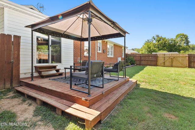 211 Willowbrook Drive, Kingston, TN 37763