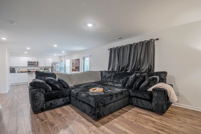 99 Draft Street, Rossville, GA 30741