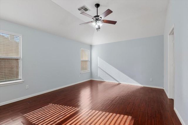 8215 Hayden Cove Drive, Tomball, TX 77375