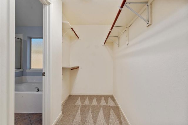 8215 Hayden Cove Drive, Tomball, TX 77375