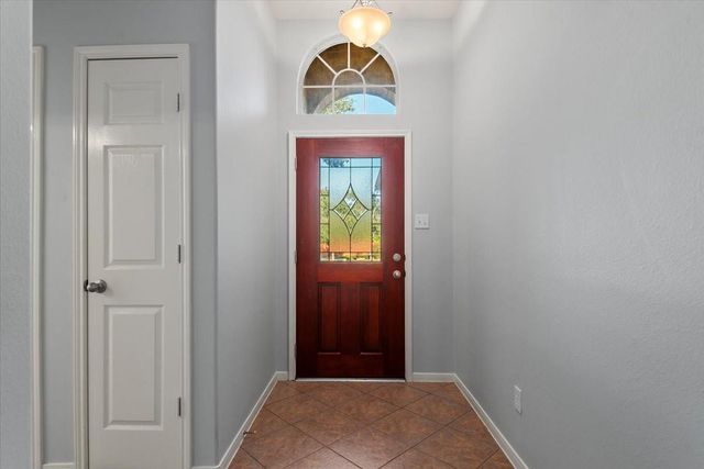 8215 Hayden Cove Drive, Tomball, TX 77375