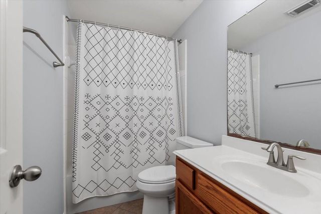 8215 Hayden Cove Drive, Tomball, TX 77375