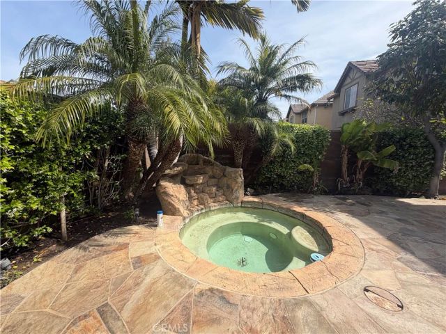 47 Snowdrop Tree, Irvine, CA 92606