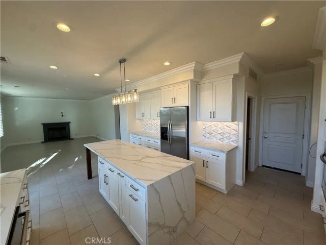 47 Snowdrop Tree, Irvine, CA 92606