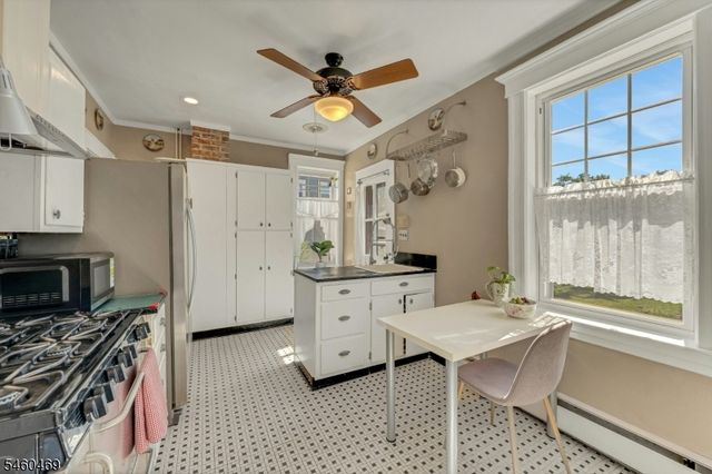 85 Spring Valley Ave, Hackensack City, NJ 07601