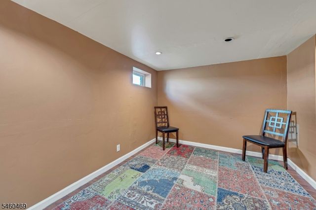 85 Spring Valley Ave, Hackensack City, NJ 07601