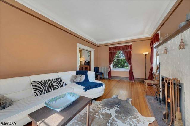 85 Spring Valley Ave, Hackensack City, NJ 07601