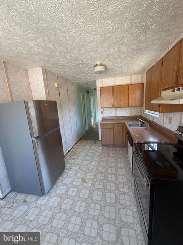 501 GLEN HEIGHTS AVE, Glen Burnie, MD 21061