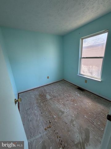 501 GLEN HEIGHTS AVE, Glen Burnie, MD 21061