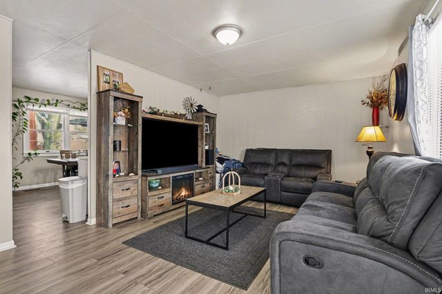 59596 Garver Avenue, Elkhart, IN 46517