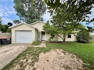 1355 Aspen Circle, Elkins, AR 72727