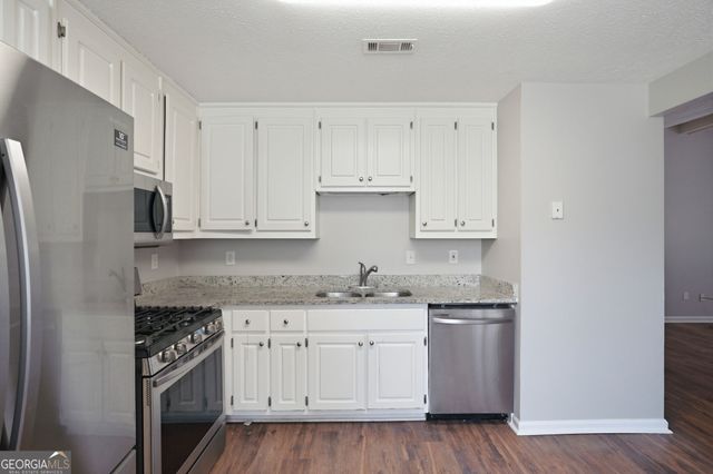 114 Harper Way, Mcdonough, GA 30252