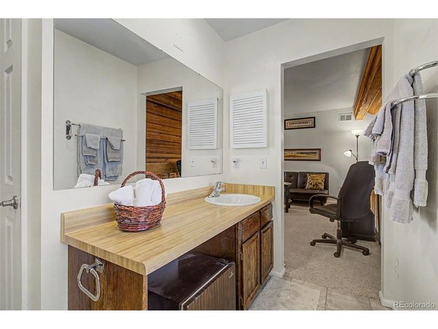 2649 S Xanadu Way C, Aurora, CO 80014