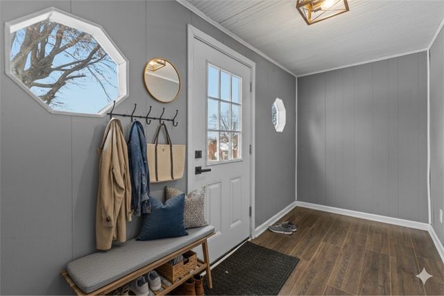 409 Arlington Ave, N Versailles, PA 15137