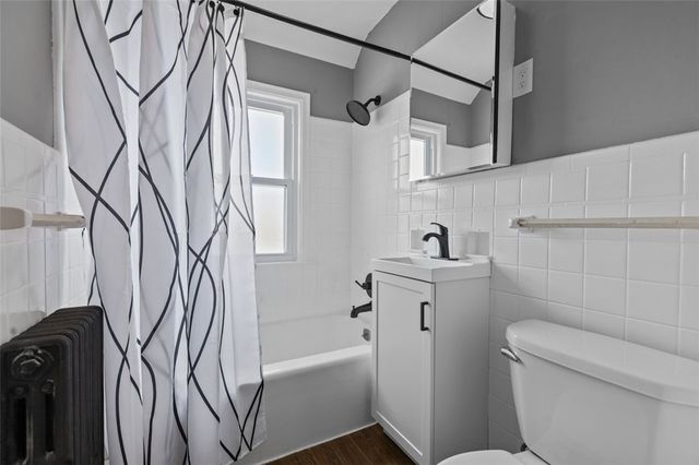 409 Arlington Ave, N Versailles, PA 15137