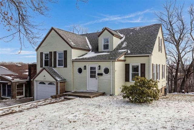 409 Arlington Ave, N Versailles, PA 15137