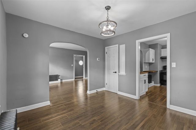 409 Arlington Ave, N Versailles, PA 15137