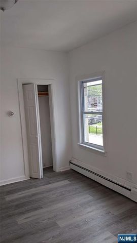 77 Chestnut Street, Paterson, NJ 07501