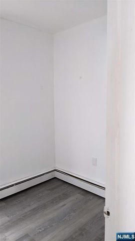 77 Chestnut Street, Paterson, NJ 07501