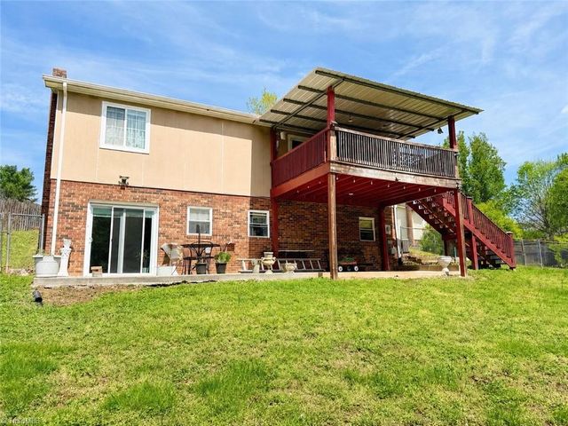 400 Croydon Lane, Winston-salem, NC 27107