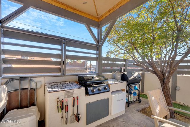 1012 MAPLE Street, El Paso, TX 79903