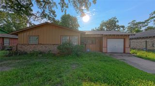 10507 Royal Oaks Drive, Houston, TX 77016
