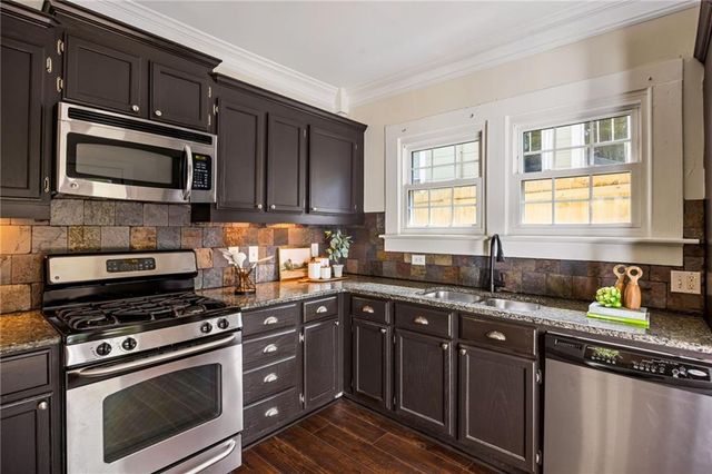 2469 Forrest Avenue NW, Atlanta, GA 30318