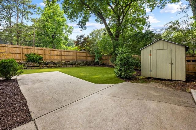 2469 Forrest Avenue NW, Atlanta, GA 30318