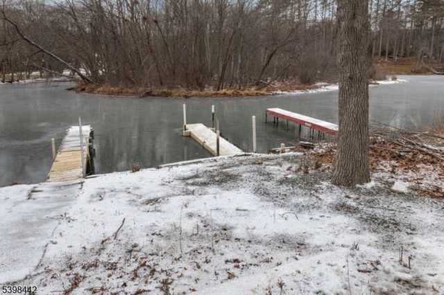 19 Ivy Pl, West Milford Twp., NJ 07480